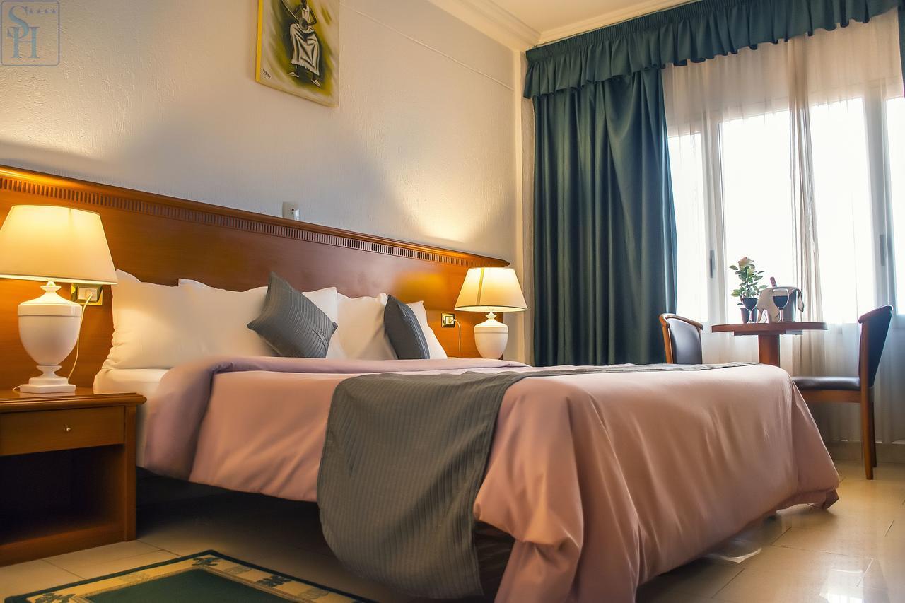 Hotel Splendid Ouagadougou Luaran gambar