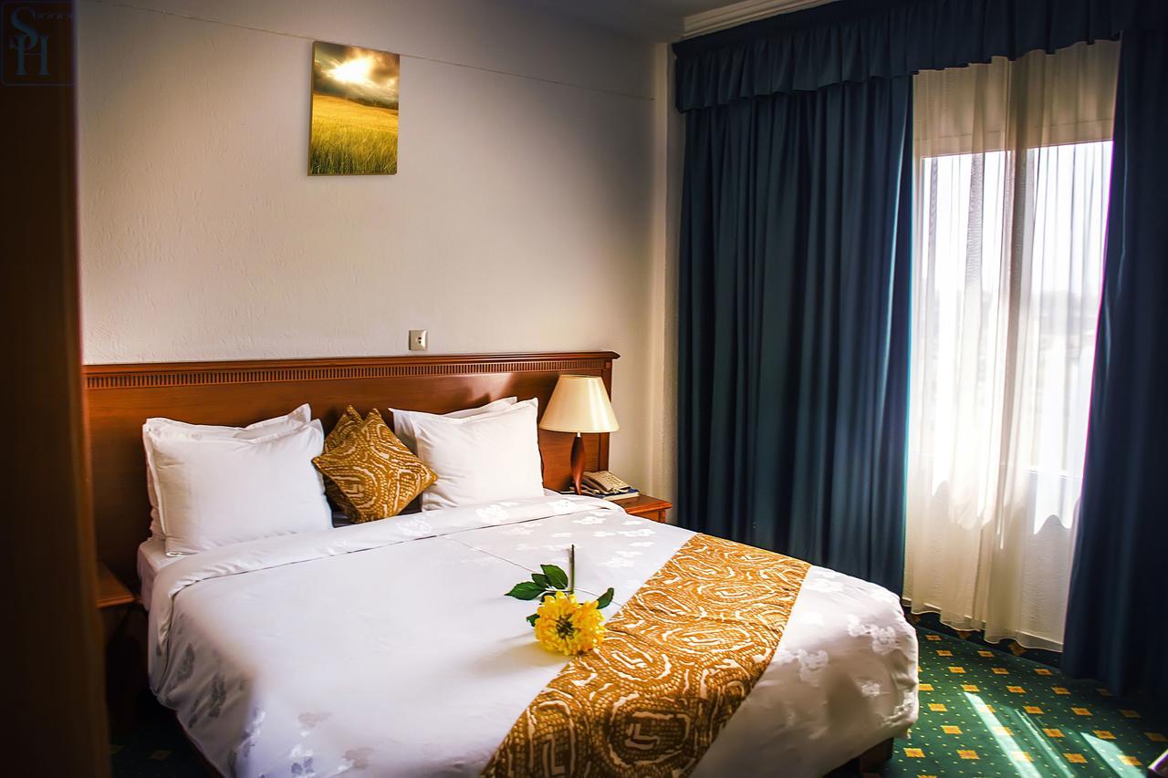 Hotel Splendid Ouagadougou Luaran gambar
